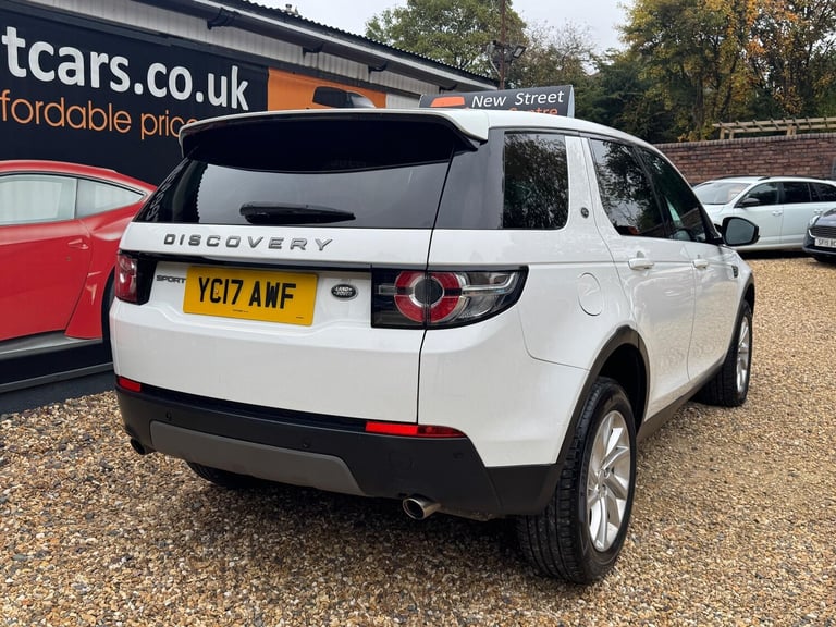 2017 Land Rover Discovery Sport 2.0 TD4 SE Tech 4WD Euro 6 (s/s) 5dr ESTATE Diesel Manual