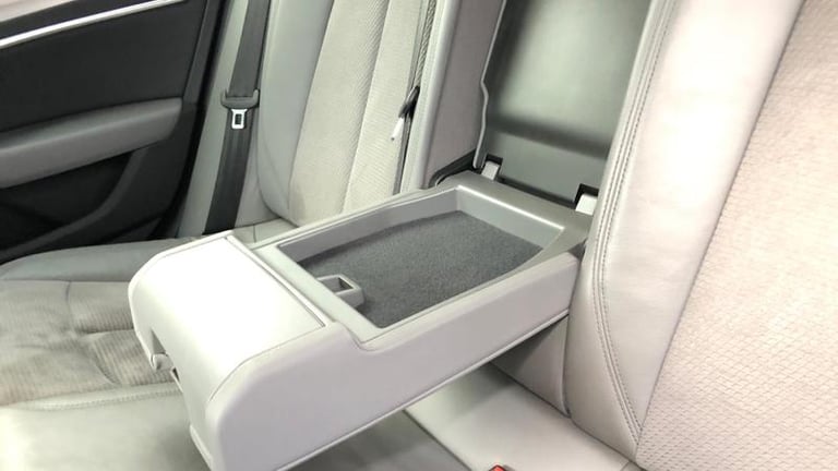 2019 Audi A6 Avant Black Edition 45 TFSI quattro 245 PS S tronic Automatic Saloon Petrol Automatic