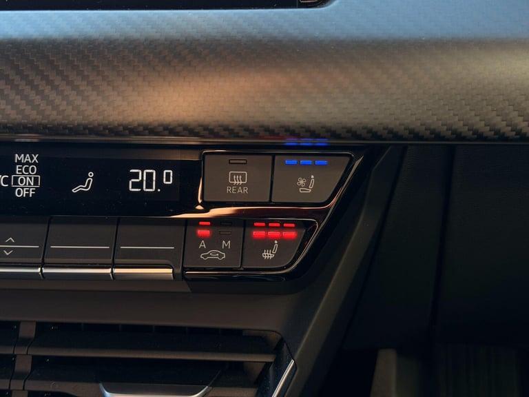 2023 Audi RS e-tron GT 93.4kWh Carbon Vorsprung Saloon 4dr Electric Auto quattro (598 ps) COUPE E...