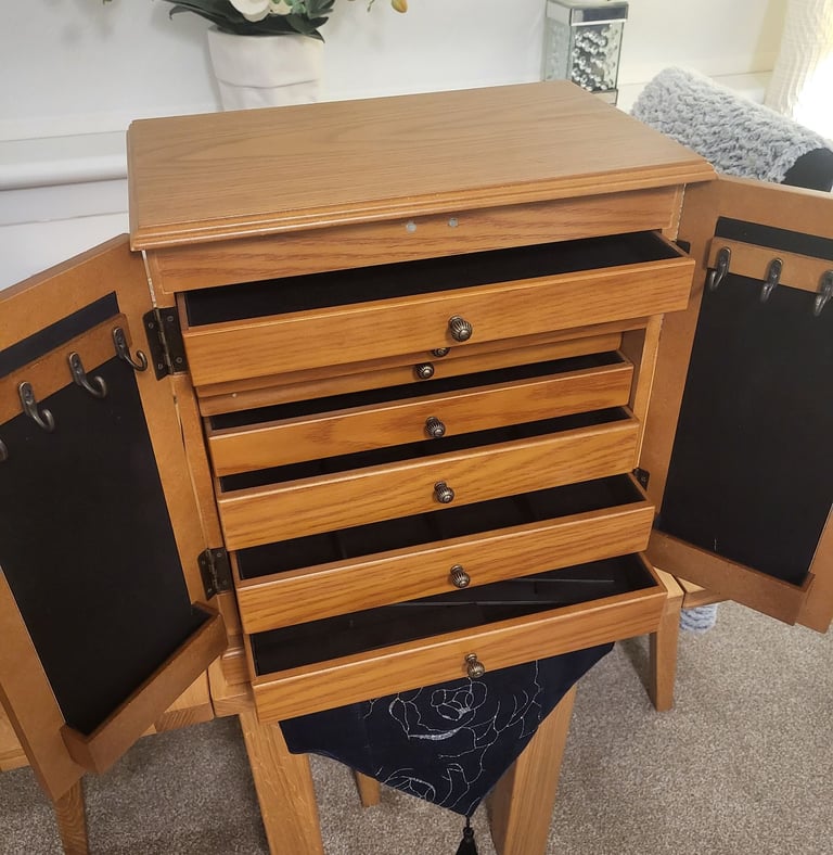 Thomas Pacconi Jewellery Cabinet Box Case Display As new £45