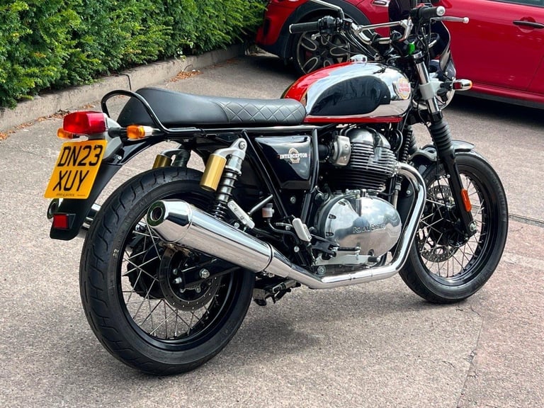 2023 ROYAL ENFIELD INTERCEPTOR 650 CHROME/RED LOW MILEAGE
