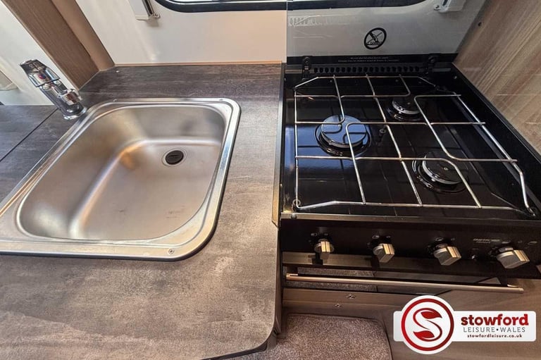 2017, Bailey Pursuit II Plus 400/2, Pre-Owned Caravan