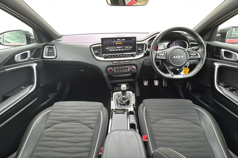  Kia Ceed 1.5 T Gdi Gt Line Hatchback 5dr Petrol Manual Euro 6 s/s 138 Bhp