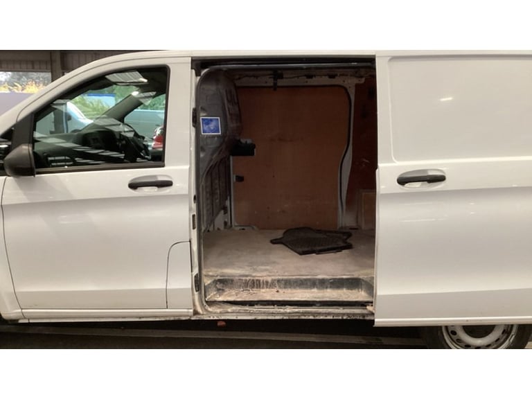 2020 Mercedes-Benz Vito 110 CDI SWB Pure L/R A/C Euro 6 SWB Panel Van Diesel Manual