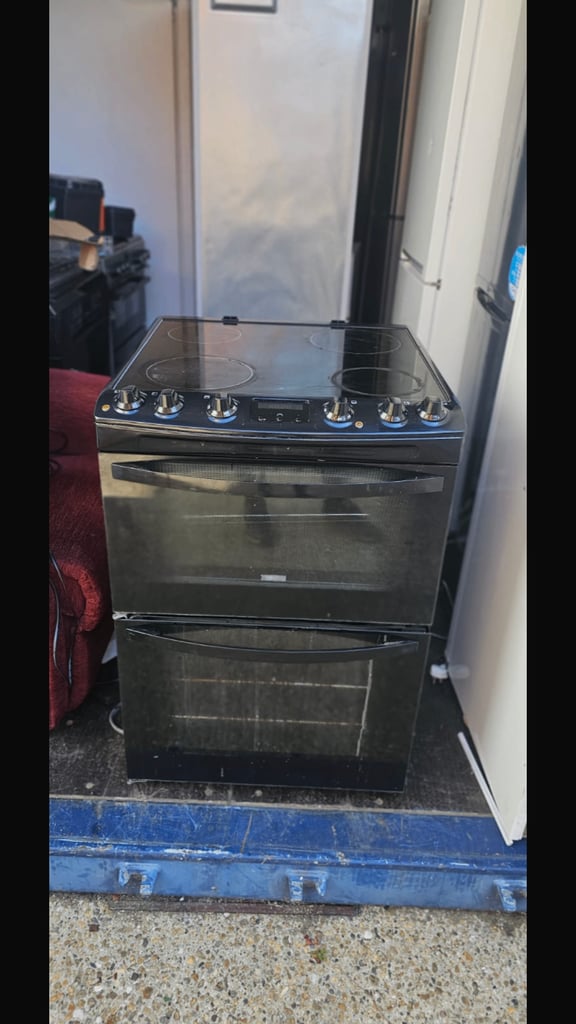 image for Zynussi black 60cm electric cooker. In excellent condition. Working perfectly. 