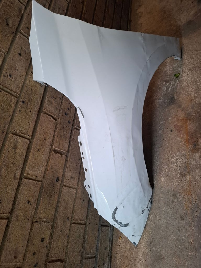 image for Vauxhall 22 corsa electric left wing .