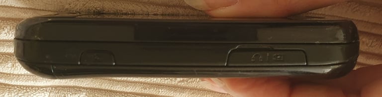 SAMSUNG GT B3410 Black QWERTY Keyboard Slider Mobile Phone UNTESTED