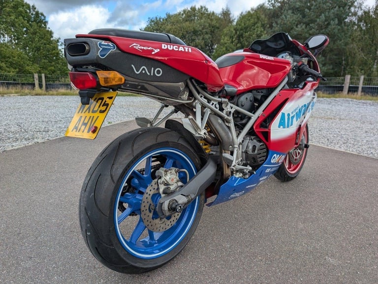 2005 DUCATI 749