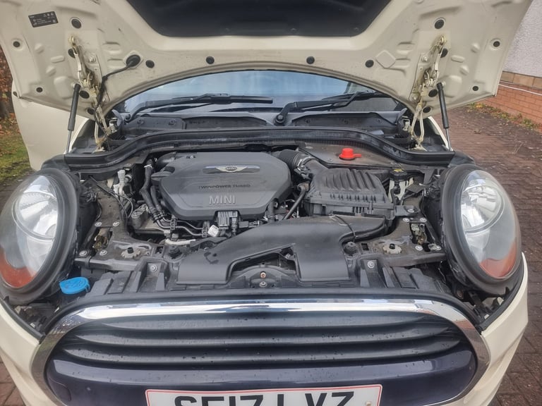 Mini Cooper D Euro 6 1496 (cc), 5 doors