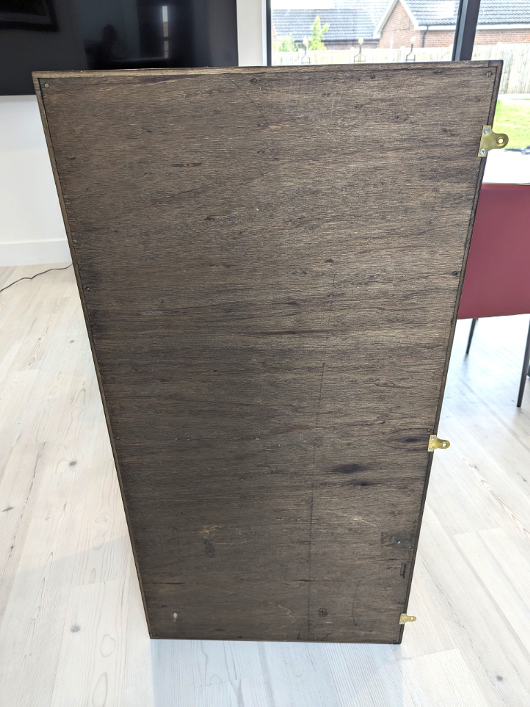 WOOD WALL-MOUNTED STORAGE UNIT REPLICA ERCOL GRASMERE 118cm L x 40.5cm W x 59cm H