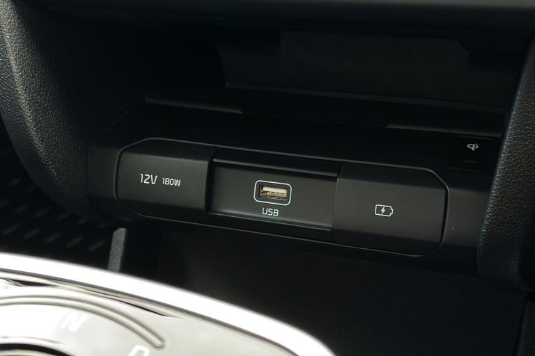  Kia Niro Electric 64kwh 4 Plus Suv 5dr Electric Auto 201 Bhp Electric