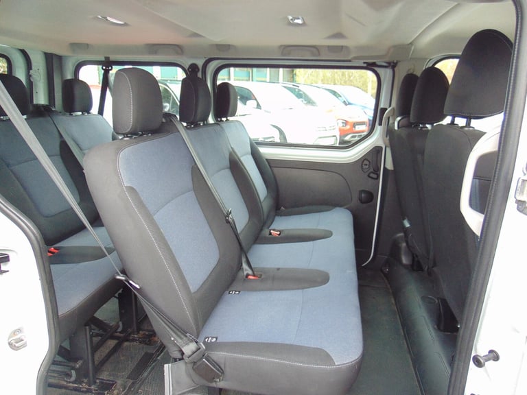 2017 Vauxhall Vivaro 2900 1.6CDTI BiTurbo 125PS H1 Combi 9 Seat NO VAT MPV Diesel Manual