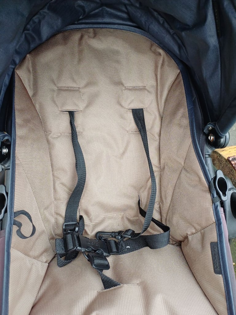 I-Candy Tudor pram and accesories