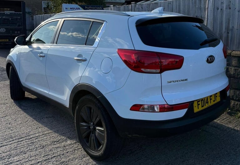 2014 Kia Sportage 1.7 CRDi EcoDynamics 3 2WD Euro 5 (s/s) 5dr ESTATE Diesel Manual