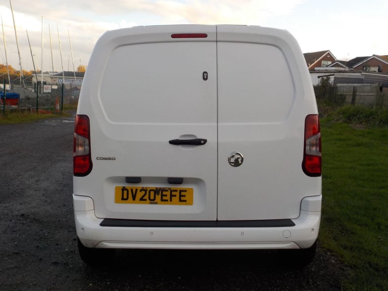 2020 Vauxhall Combo 1.6 Turbo D 2300 Sportive L1 H1 Euro 6 (s/s) 4dr PANEL VAN Diesel Manual