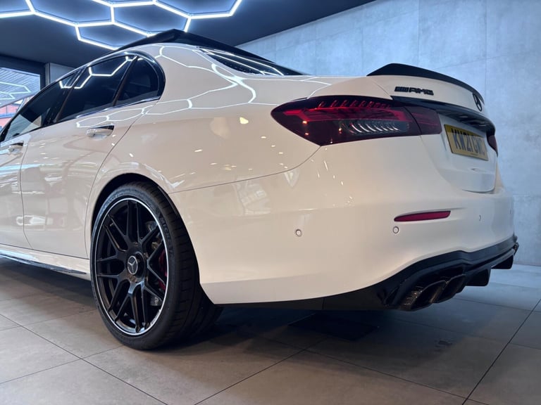 2021 Mercedes-Benz E Class 4.0 E63 V8 BiTurbo AMG S Night Edition (Premium Plus) SpdS MCT 4MATIC+...