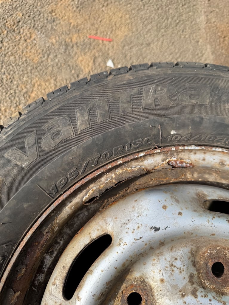 Transit Mk7 Wheel & Tyre 195/70/15