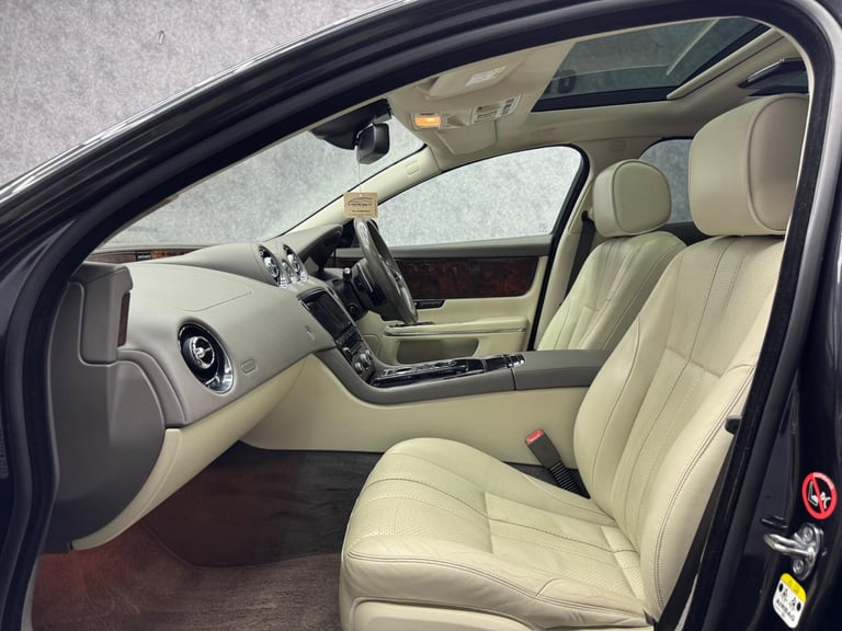 2014 Jaguar XJ 3.0d V6 Premium Luxury Auto Euro 5 (s/s) 4dr SALOON Diesel Automatic
