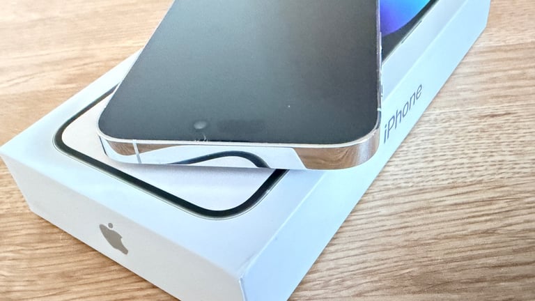 Apple iPhone 14 Pro Max Silver 256gb Unlocked & Boxed 