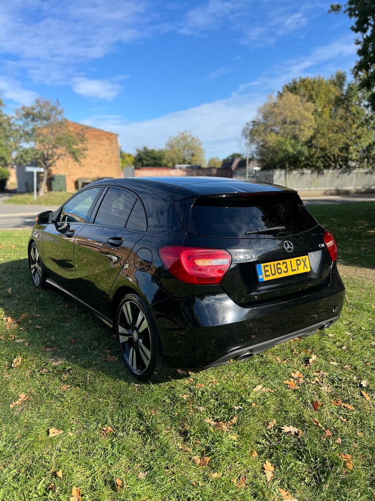 MERCEDES-BENZ A200 SPORT 2014