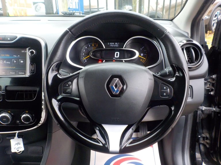 2015 Renault Clio 1.2 16V Dynamique MediaNav 5dr HATCHBACK PETROL Manual