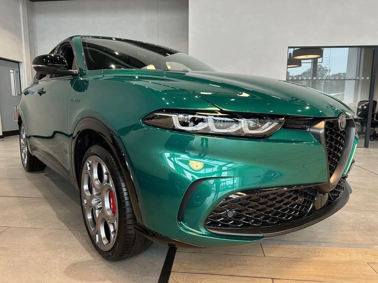 2025 Alfa Romeo Tonale 1.3 PHEV Veloce 5dr Auto Hatchback Petrol Parallel PHEV Automatic