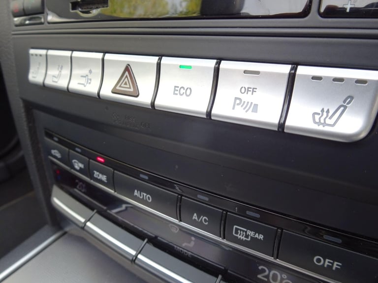  Mercedes-Benz E Class 2.1 E220 BlueTEC AMG Line Cabriolet G-Tronic+ Euro 6 (s/s) 2dr  Diesel Aut...