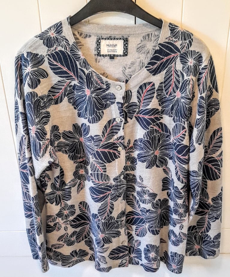 Cardigan and camisole 18