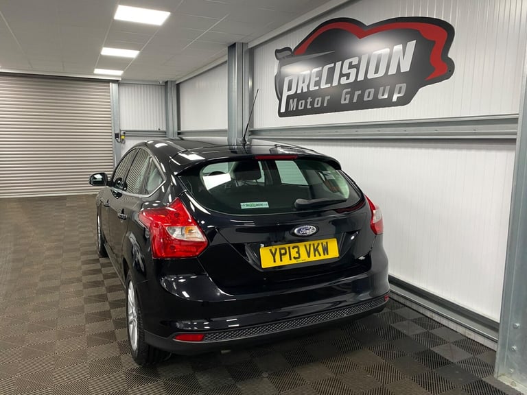  Ford Focus 1.0T EcoBoost Titanium Euro 5 (s/s) 5dr Petrol Manual
