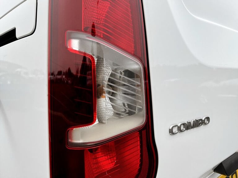 2021 Vauxhall Combo Turbo D 2300 Sportive Panel Van Diesel Manual