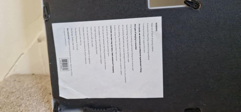 24 picture frame. 87x57cm