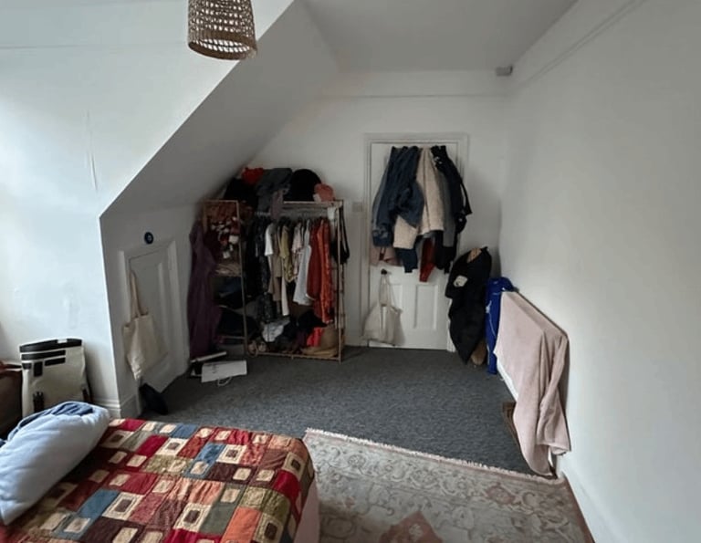 Room in Cozy Hove Home