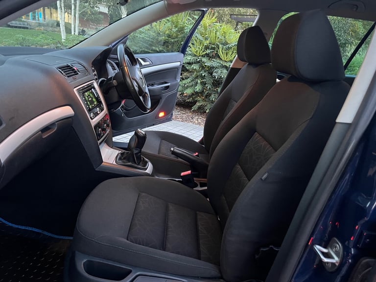 2011 Skoda Octavia 1.6 TDI CR SE Plus 5dr ESTATE Diesel Manual