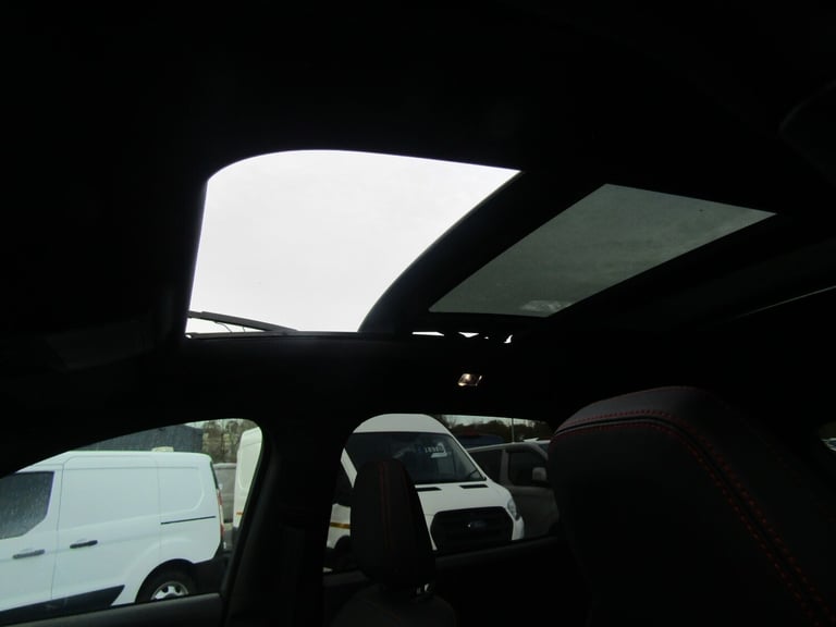 2024 Ford Kuga 2.5 PHEV ST-Line X 5dr CVT - 20'' Alloys / Tech Pack / Huge saving VS New Estate P...