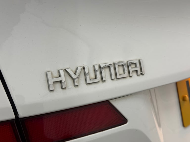 2018 68 HYUNDAI TUCSON 1.6 SE NAV CRDI 2WD MANUAL DIESEL WHITE EURO 6