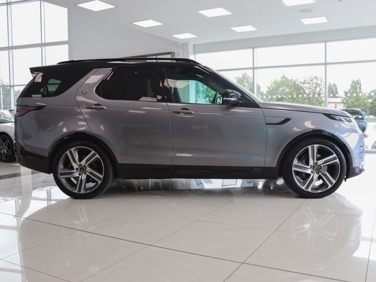 2021 Land Rover Discovery 3.0 D300 R-Dynamic HSE 5dr Auto Station Wagon Diesel Automatic