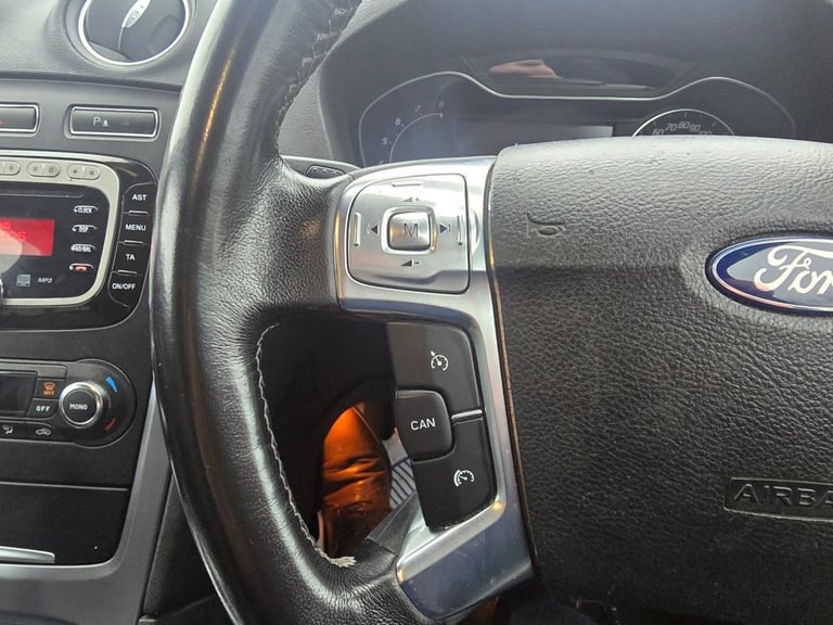 2011 Ford Mondeo 2.0T EcoBoost Titanium X Hatchback 5dr Petrol Powershift Euro 5 (203 ps) Hatchba...