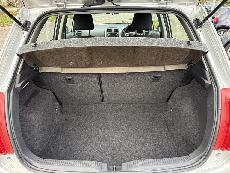 2010 Toyota Auris VVT-i T2 Hatchback Petrol Manual