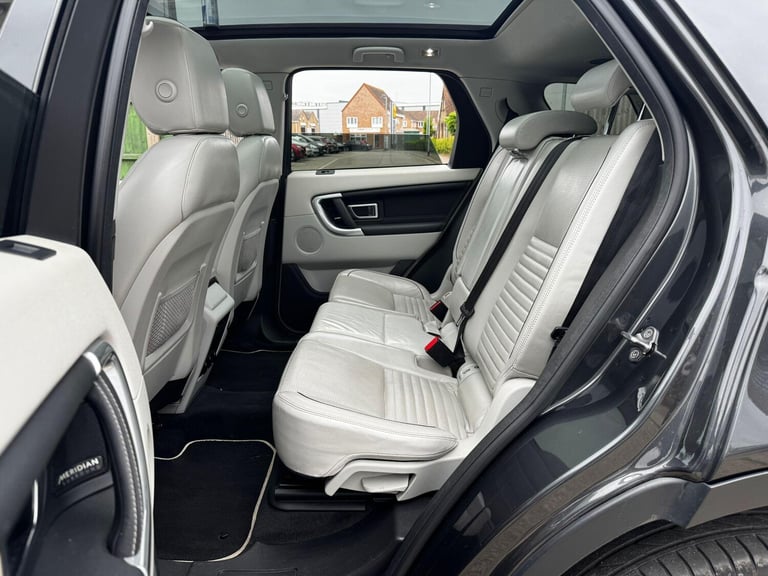 2017 Land Rover Discovery Sport 2.0 Si4 HSE Dynamic Lux Auto 4WD Euro 6 (s/s) 5dr ESTATE Petrol A...