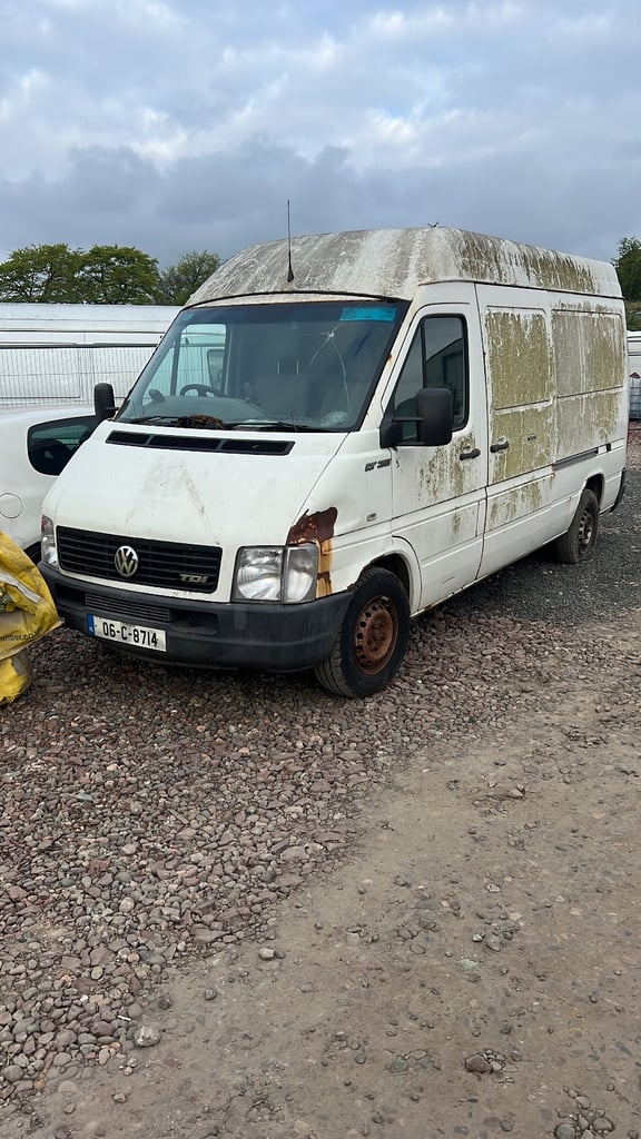 Mercedes sprinter side door front back door seat bonnet wheel available 