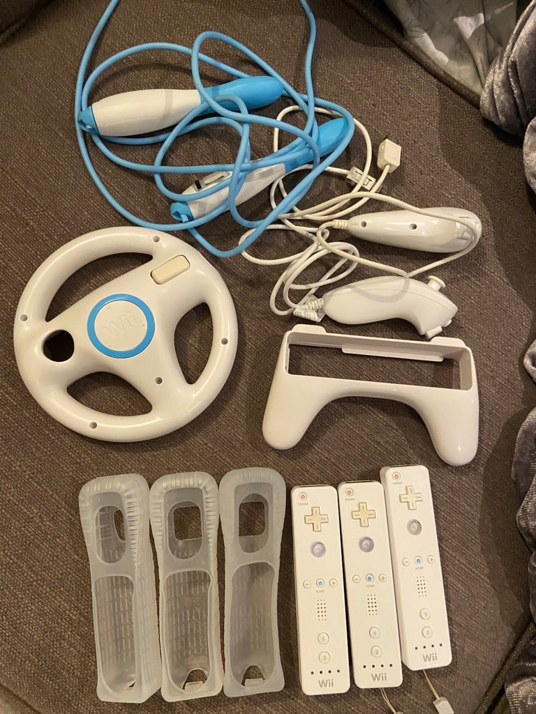 Nintendo Wii console Bundle
