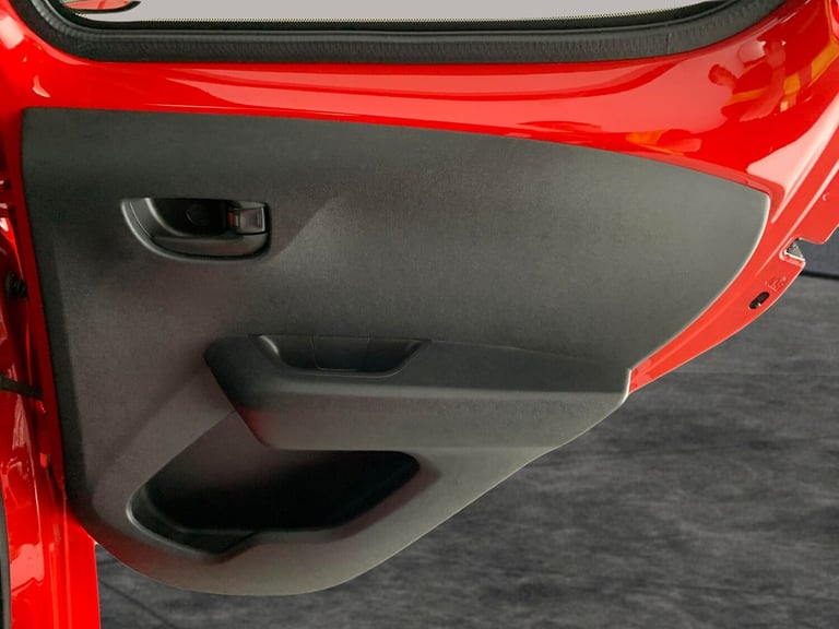 2021 Peugeot 108 1.0 72 Active 5dr HATCHBACK PETROL Manual