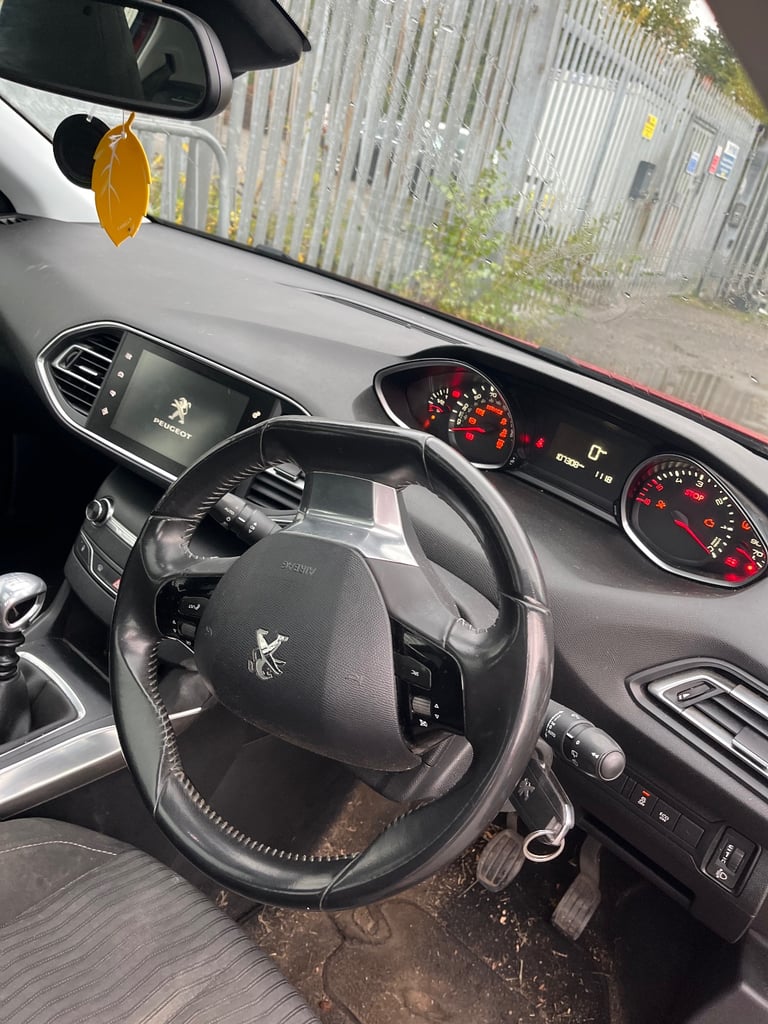Peugeot, 308, Hatchback, 2014, Manual, 1560 (cc), 5 doors