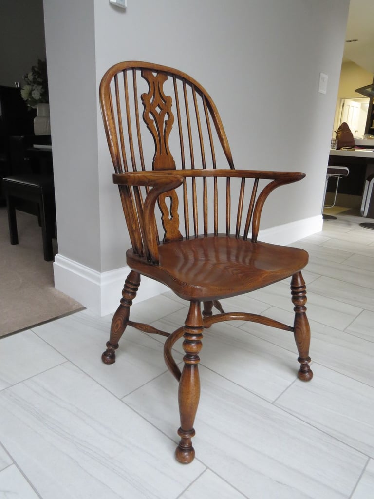 image for 10 x wooden dining chairs