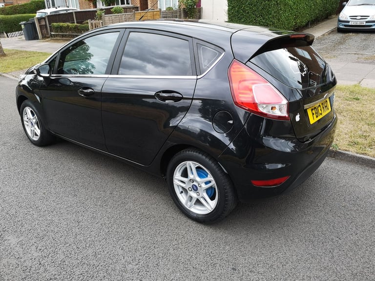 2013 Ford Fiesta Zetec 5 Door £35 Tax 1.2cc Low Miles 68k MOT Excellent 1st Car Bargain!!