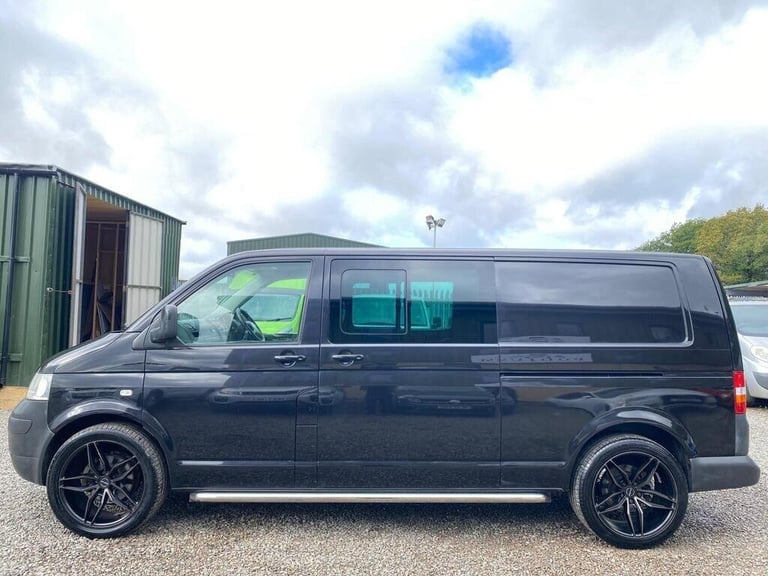 2006 Volkswagen Transporter 2.5 TDi T32 REAR LONGUE-5 BELTS-20 inch ALLOYS-PRIVATE PLATE MOTORHOM...