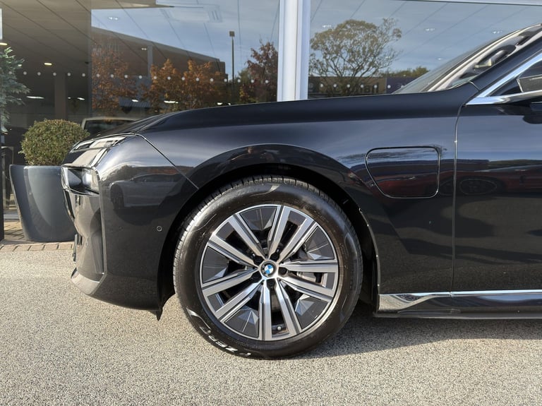 2025 BMW 7 Series 3.0 750e 22.1kWh Excellence Saloon 4dr Petrol Plug-in Hybrid Auto xDrive Eu SAL...