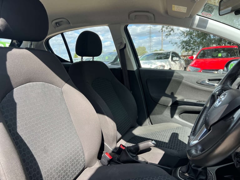 2019 Vauxhall Corsa 1.4 Corsa Design 5dr Hatchback Petrol Manual