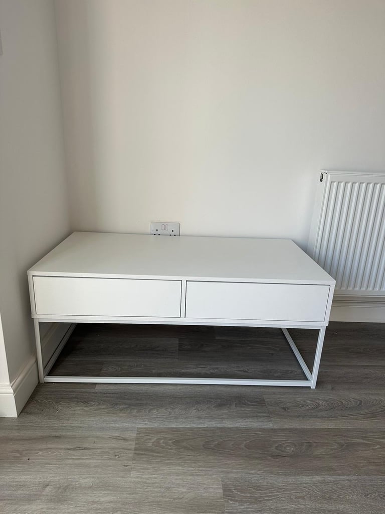 ‘Urban Outfitters’ white Matt Coffee Table