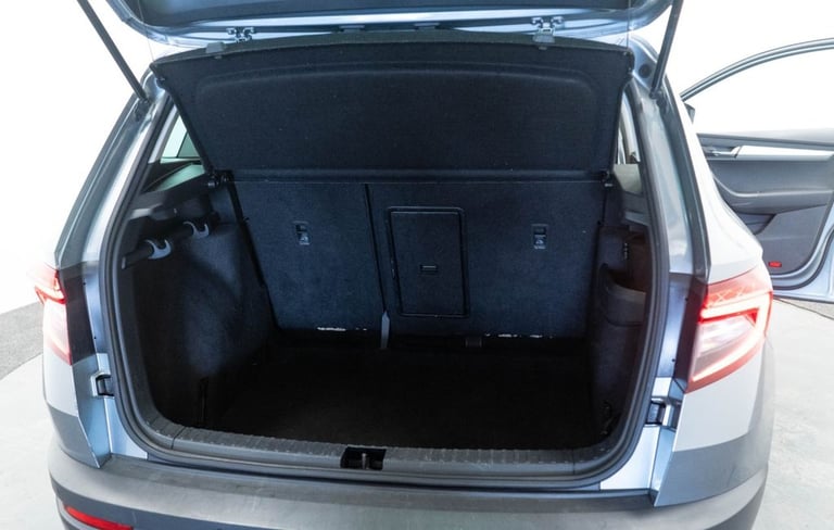 2021 21 SKODA KAROQ 1.5 TSI ACT SE TECHNOLOGY SUV 5DR PETROL MANUAL EURO 6 (S/S)